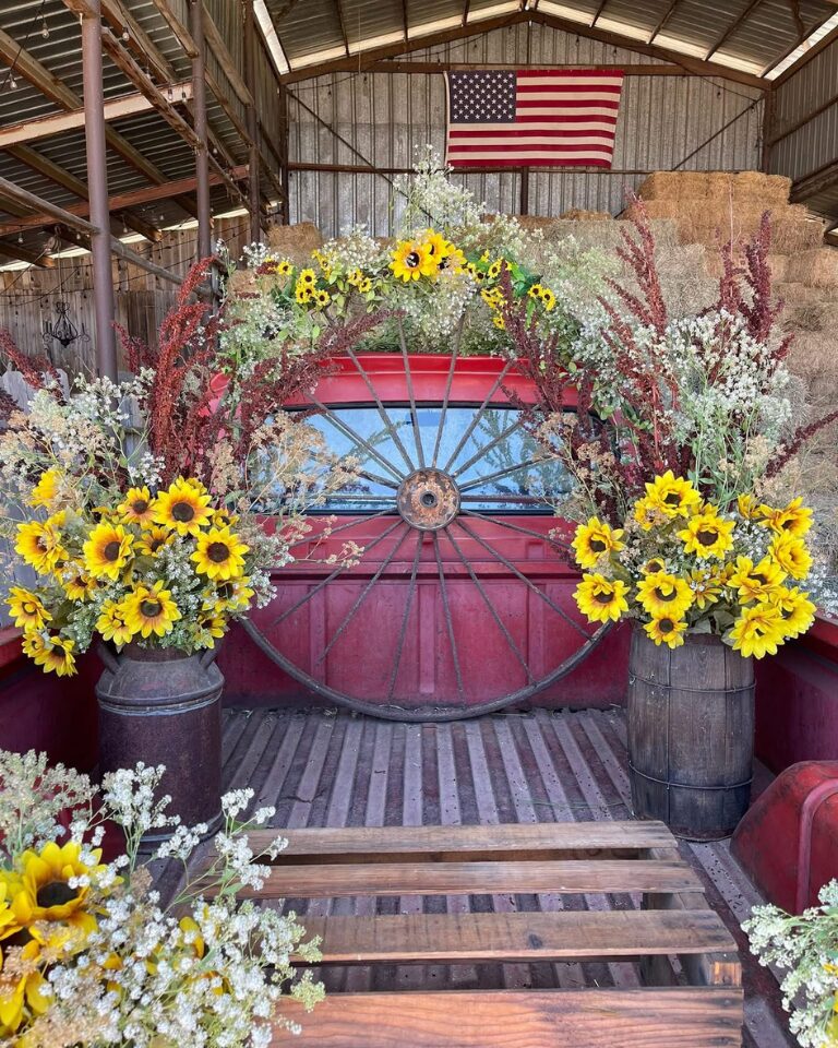 w12Studio-HayBarnflowers